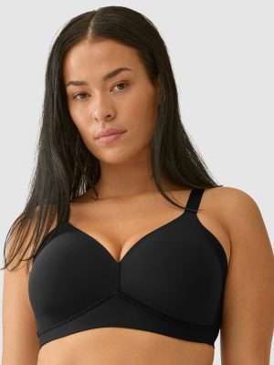 Naturana Side Smoothing Soft Cup Wireless Padded Bra 12-22 in A-D cups in Black