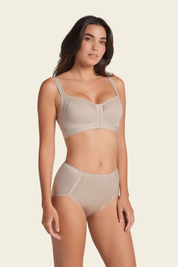 LEONISA Multi/Benefit Posture Corrector Wireless Front Open Bra in bands 12-18 in B-C-D cups Nude