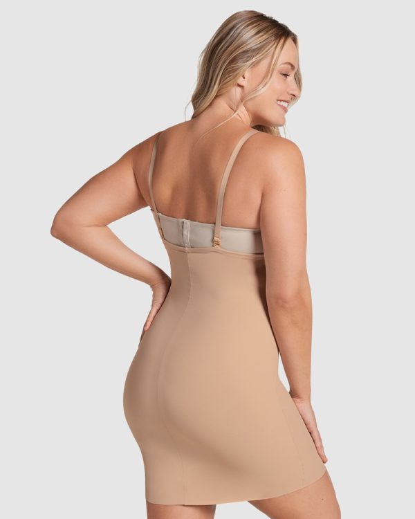 LEONISA Undetectable Skort Shapewear Slip Skirt & Anti Chafe Short in beige - Image 3