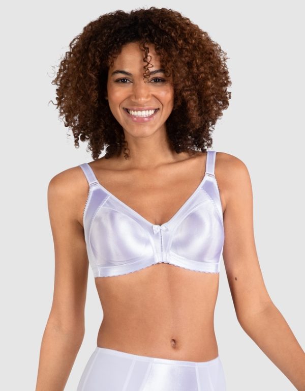 NATURANA Minimiser Soft Bra Moulded Cup White in B-F Cups in band sizes 12-24