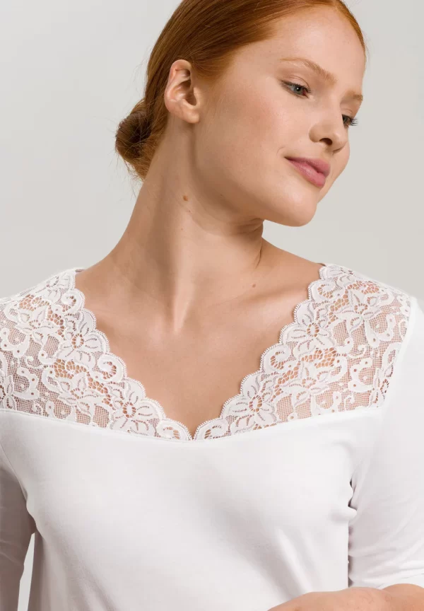 HANRO Moments 3/4 Sleeve Nightdress 100cm in White - Image 4