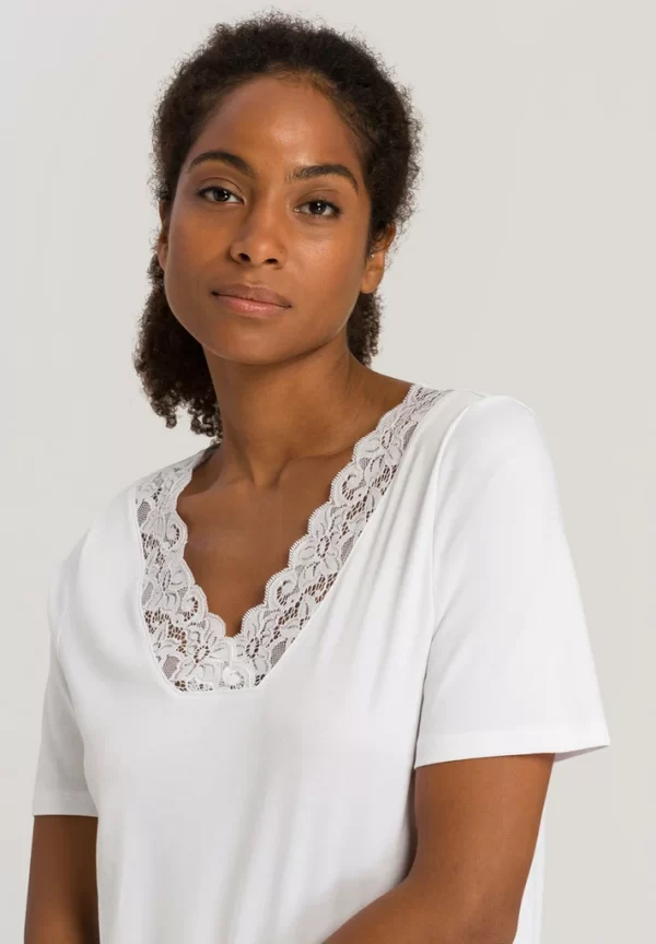 HANRO Moments Short Sleeve Nightdress 130cm in White - Image 3